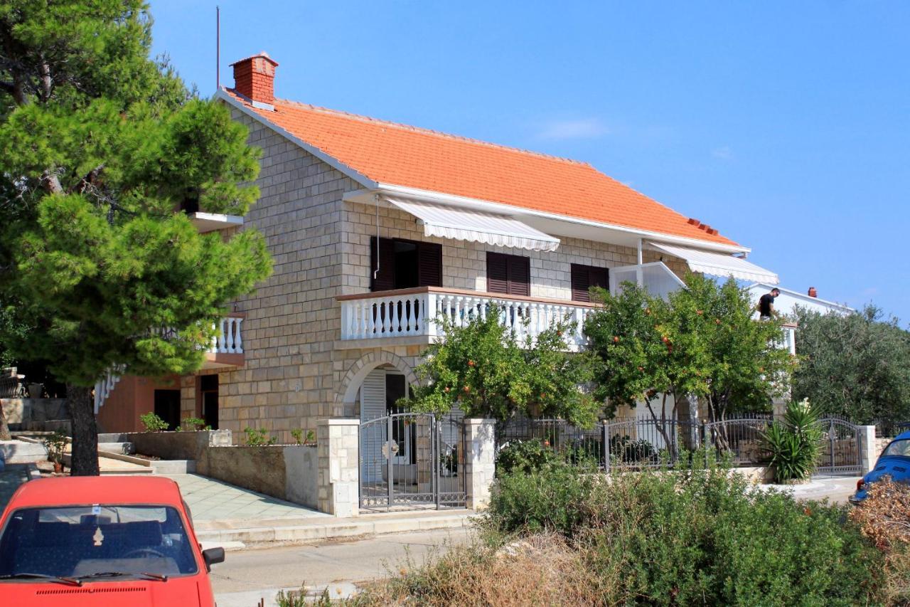 Apartments With A Parking Space Zavalatica, Korcula - 4453 Exterior foto